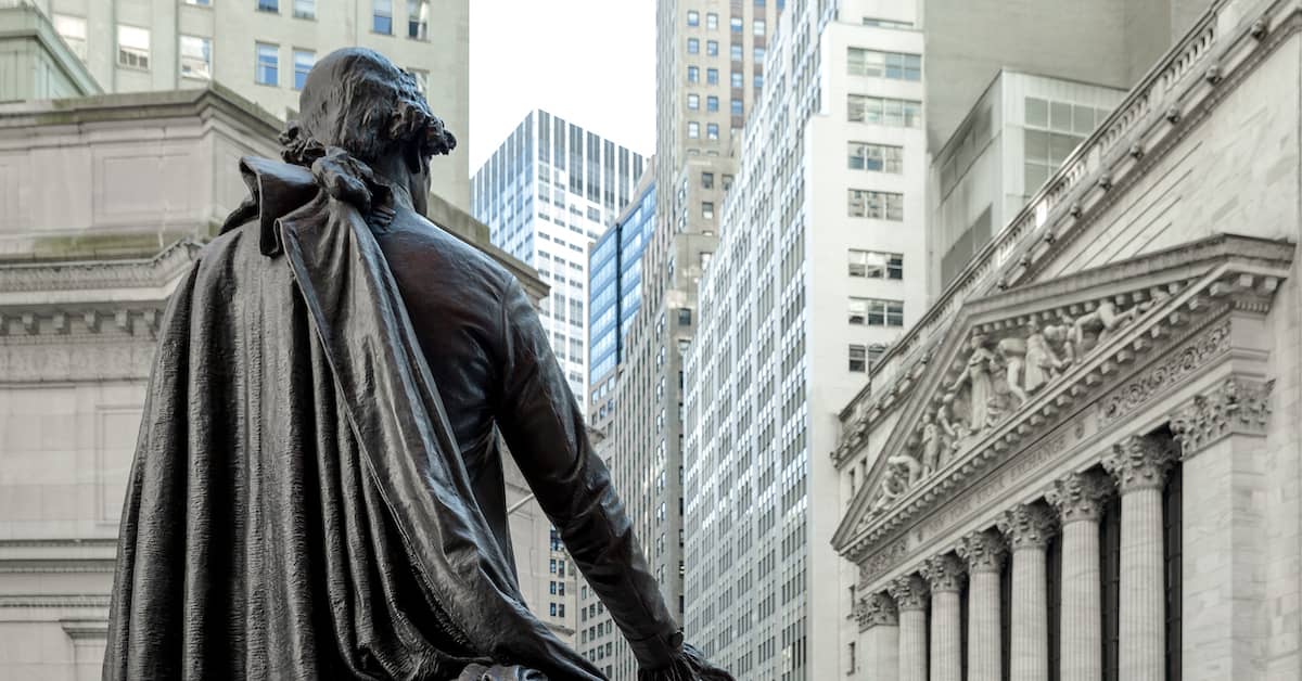 statue on wall st., new york